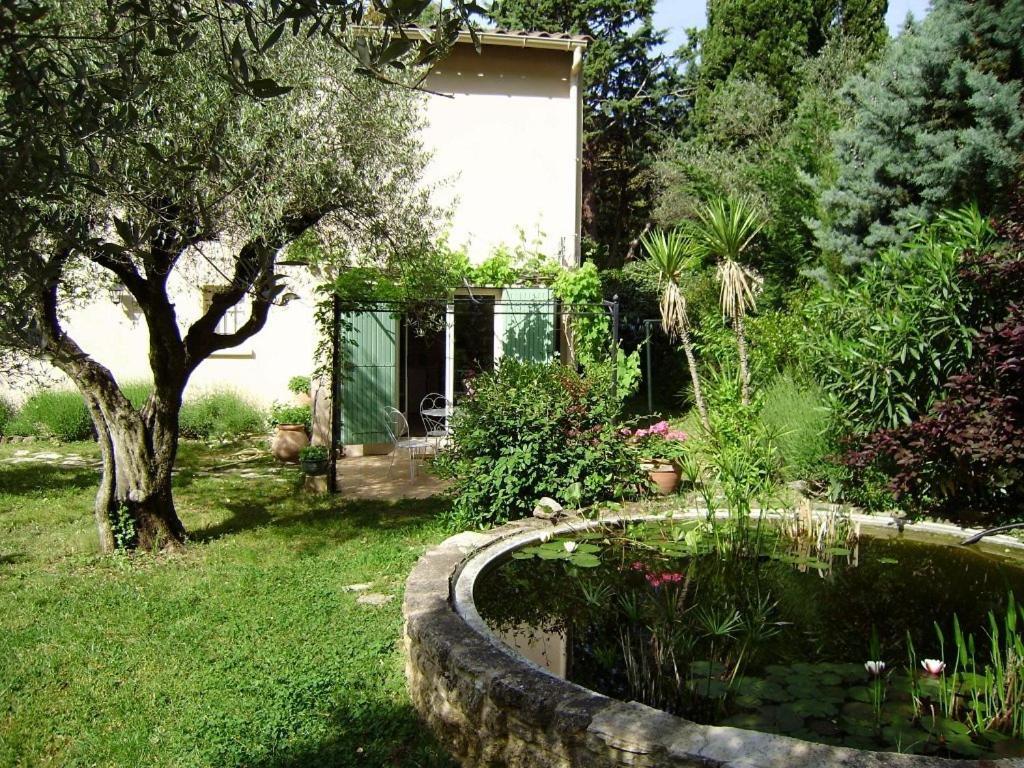 Chez Jean-Pierre & Annick Villa Remoulins Kültér fotó